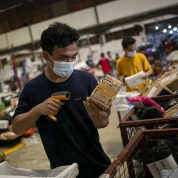 Peningkatan_Jasa_Pengiriman_Barang-2021_05_07-15_09_45_c93ef81328940f0855d6b7a581bb16b1_620x413_thumb-e1662616721233.jpeg